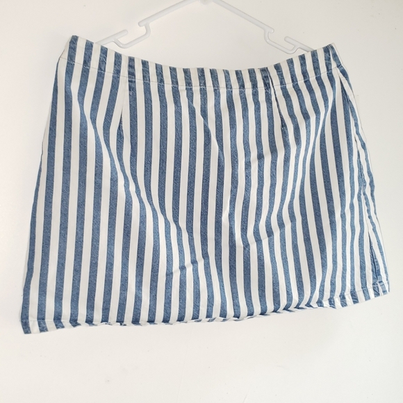 Forever 21 Dresses & Skirts - White & Chambray Stripe- •F21• | A-Line Mini Skirt